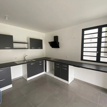 Appartement à louer 3 pièces 77.71m² - Photo 3