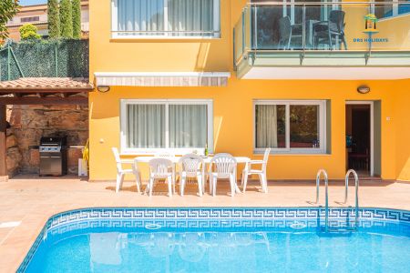 Casa o chalet de alquiler en Carrer Rosalia de Castro, 7, Roca Grossa - Photo 2