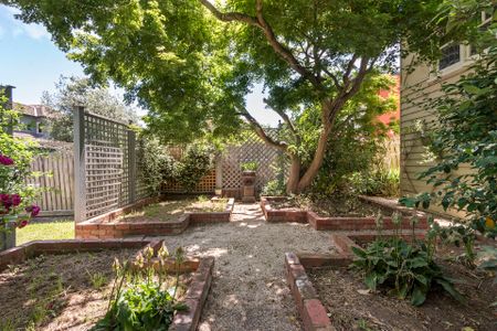 1073 Burke Road, Hawthorn East. - Photo 5