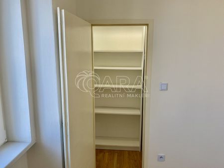 Pronájem bytu 1+kk 17 m² - Photo 4