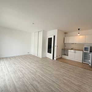 Location Appartement 1 pièce 32m² - Photo 2