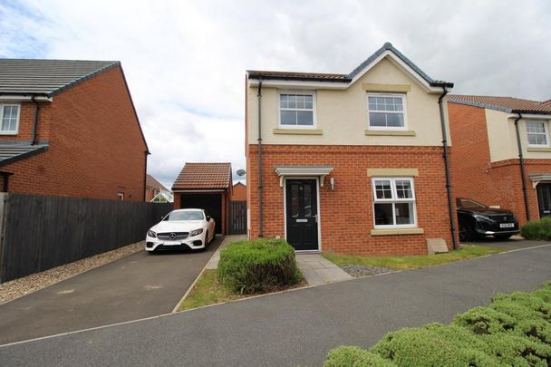 4 bedroom detached house to rent - Photo 1