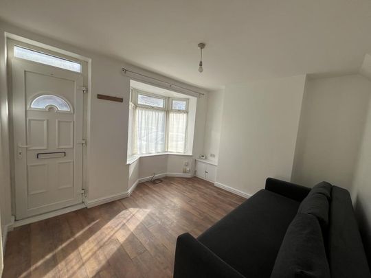 2 bedroom house to rent - Photo 1