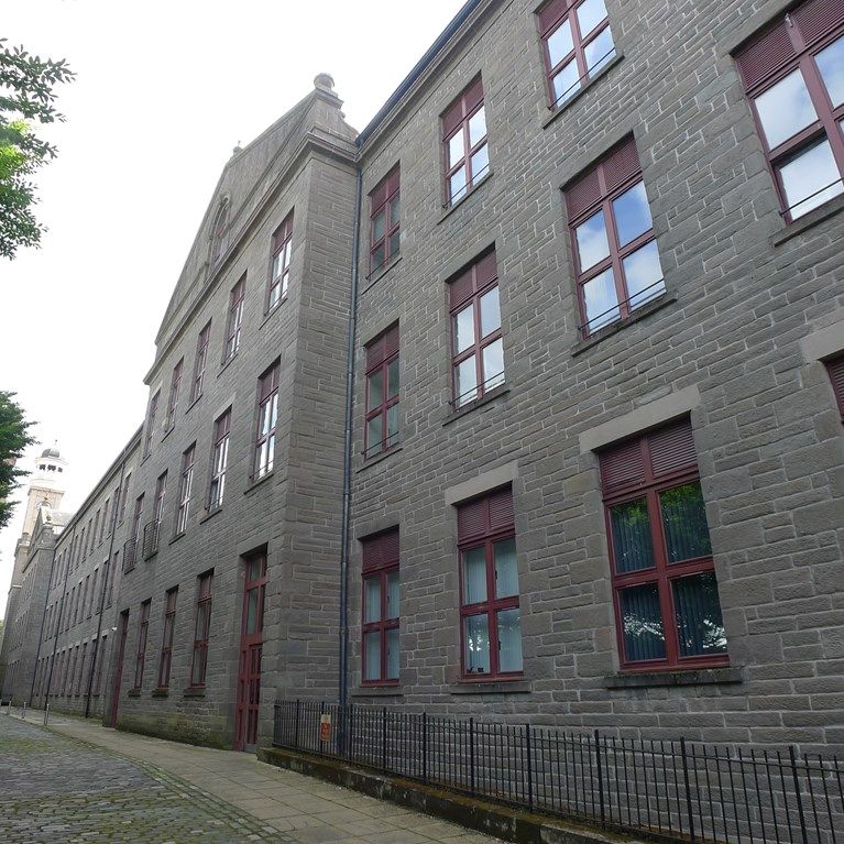 Property to let in Dundee - Photo 1