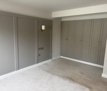 5 bedroom detached bungalow to rent - Photo 4