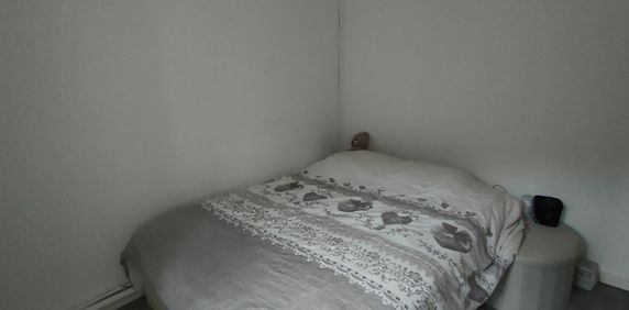 Location Appartement 2 pièces 36m² - Photo 2