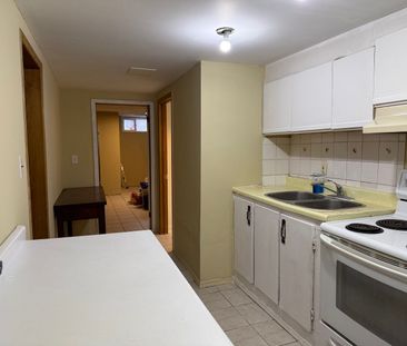For Lease - 14 Richardson Drive Unit# Bsmt, Aurora, Ontario - Photo 3