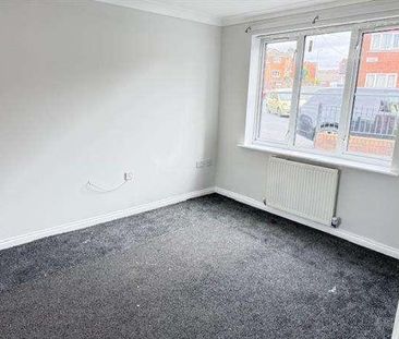 Cascade Drive, Manchester, M7 - Photo 3