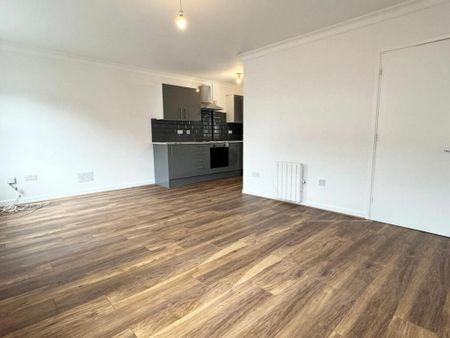 1 bedroom flat to rent - Photo 2