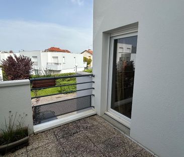 Location Appartement 4 pièces 97m² DIJON 21000 - Photo 1