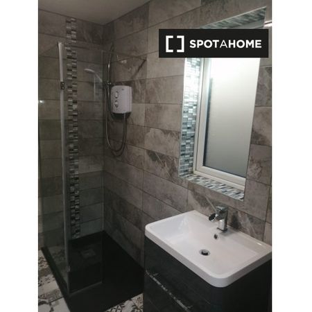 1-bedroom apartment for rent in Dublin - Photo 4