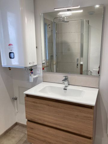 Location Appartement 2 pièces 38m² - Photo 4