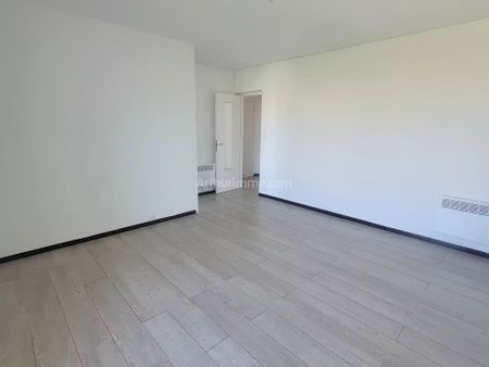 Location Appartement 3 pièces 54 m2 à Manosque - Photo 4