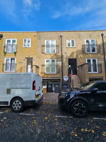 2 Bed Maisonette, Liston Road, N17 - Photo 2