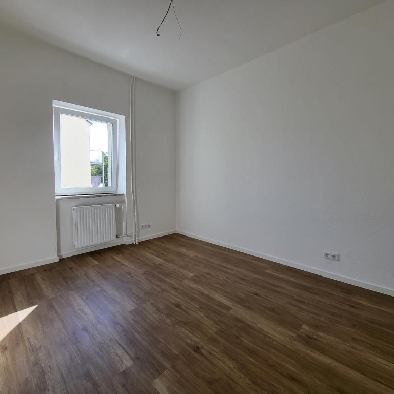 SEMMELHAACK: Erstbezug! Sanierte 2-Zimmer Wohnung mit Balkon - Photo 1