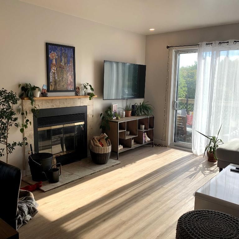 Beau et grand 5 ½ à louer dans St-Bruno avec 2 stationnements - Photo 1