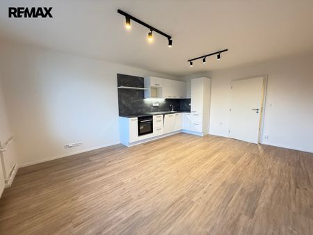 Pronájem bytu 3+kk v osobním vlastnictví 59 m², Praha 6 - Břevnov - Photo 3