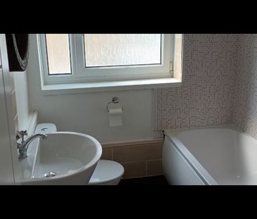 2 Bed Flat, Thornhil, SO19 - Photo 5