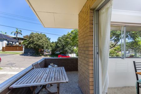 Dee Why, 2/42 Boronia Street - Photo 5