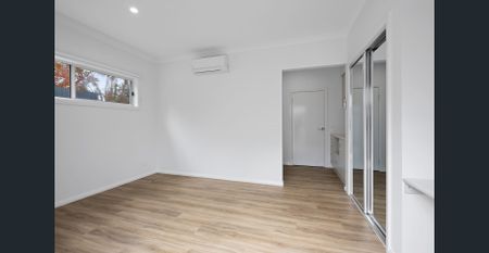 ROOMING HOUSE - APARTMENT STYLE LIVING - Photo 5