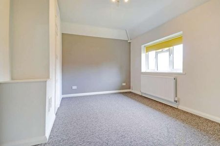 Auckland Drive, Brighton, BN2 - Photo 2