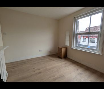 3 Bed Semi-Detached House, Winchester Road, SO16 - Photo 4