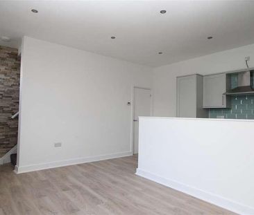 Centre Street, Heckmondwike, WF16 - Photo 3