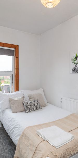 Really Good Rooms - Photo 1