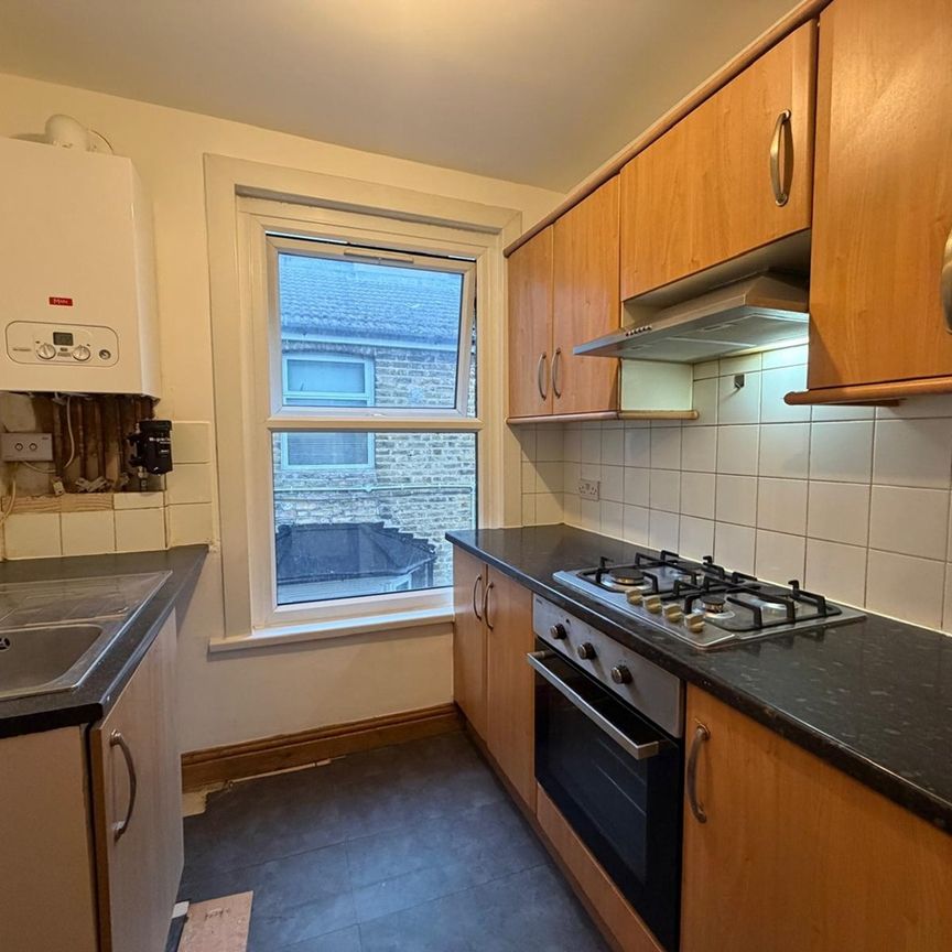 1 Bed Flat, High Road Leytonstone, E11 - Photo 1