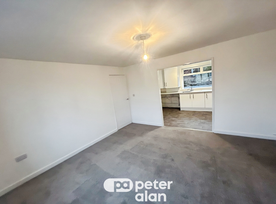 Hawthorn Hill, Trefechan, MERTHYR TYDFIL - Photo 1