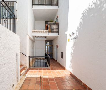 Middle Floor Apartment in Mijas Costa - Photo 5