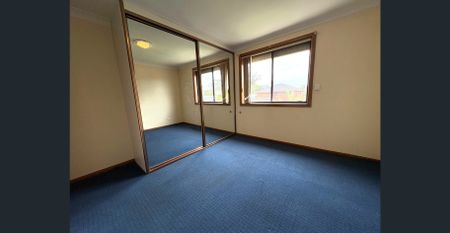 Older Style Two Bedroom Duplex!! - Photo 3