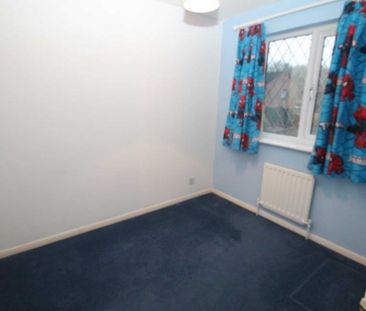 3 bed End Terrace House for rent - Photo 3