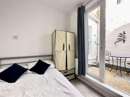 Beachfield Avenue, Newquay, TR7 - Photo 5