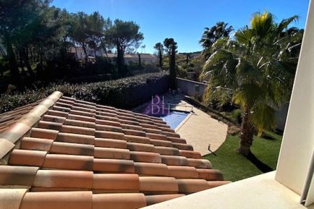 Villa meublée, climatisée avec piscine 5 chambres - Photo 5