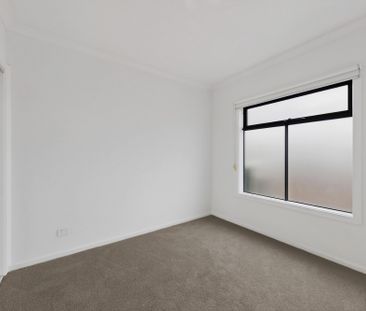 107 Prudence Parade, Point Cook VIC 3030 - House For Rent | Domain - Photo 6