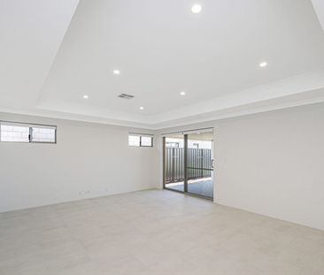 Contemporary Comfort in the Heart of Henley Brook - Photo 3