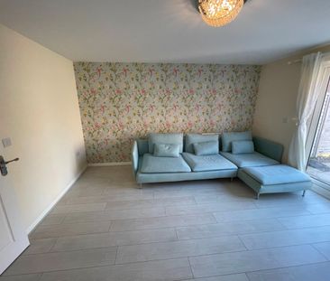 3 Bed Terraced House, Middlesex Road, CV3 - Photo 1