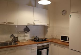 Large room in Roger de Flor street