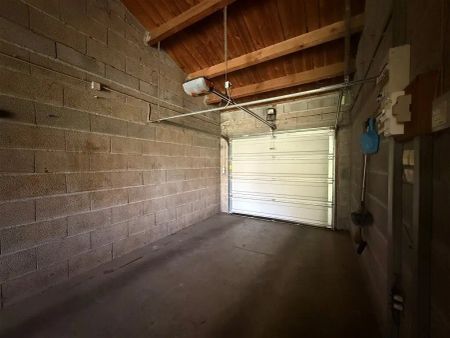 Location maison 5 pièces - 110m² à Curzon (85540) - Photo 2