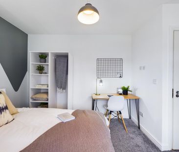 1 bedroom in a house share to rent - Photo 4