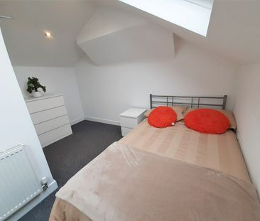 5 Bed Terraced House, Langton Road, L15 - Photo 4