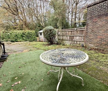 3 bedroom terraced house to rent - Photo 6