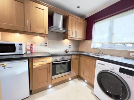 2 bedroom apartment to rent - Photo 5