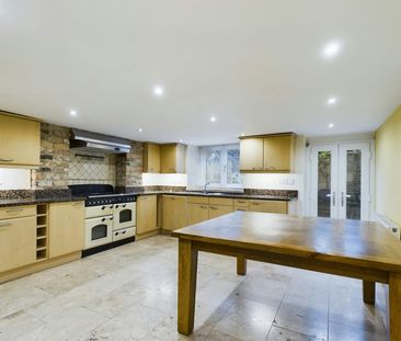 Duplex to rent on - Photo 5