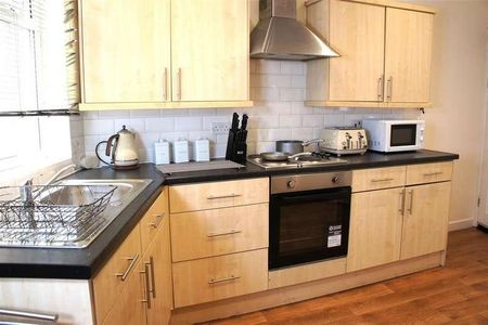 Peveril Street, Nottingham, NG7 - Photo 4