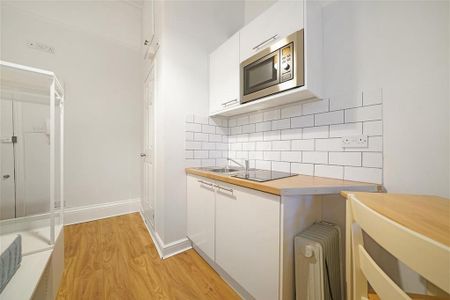 Studio to rent - Photo 2