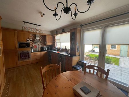 House to rent in Dublin, Balrothery Estate - Photo 5