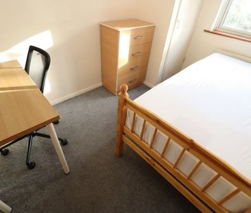 Room in a Shared Flat, Pennyfields, E14 - Photo 4