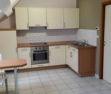 Appartement te huur in Frameries voor € 750 met 1 slaapkamer - Photo 2